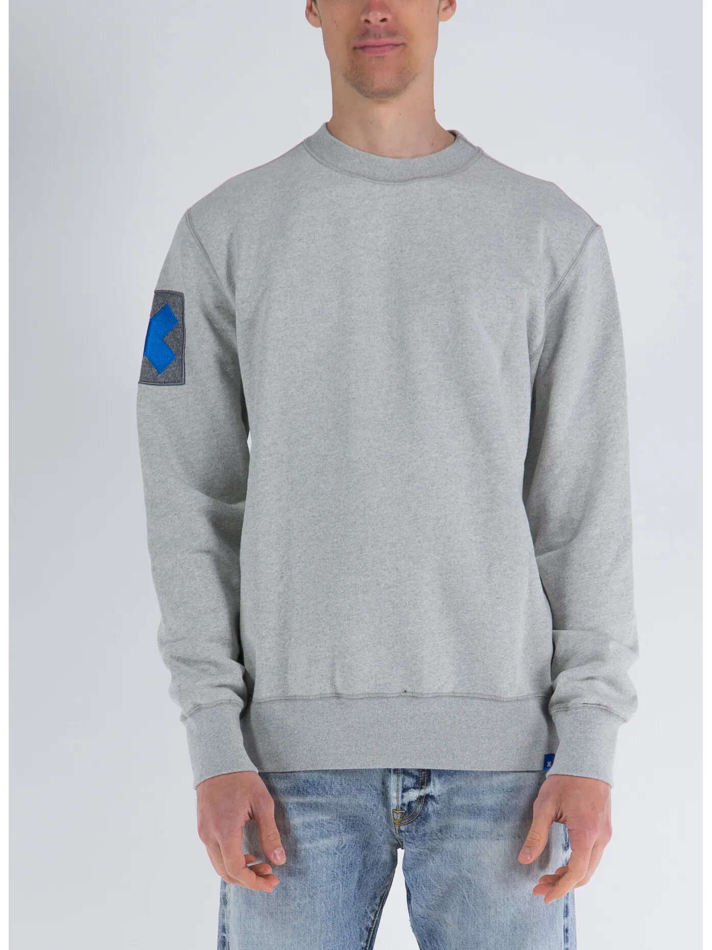     -DESMORE    -FELPA DESMORE CREWNECK-