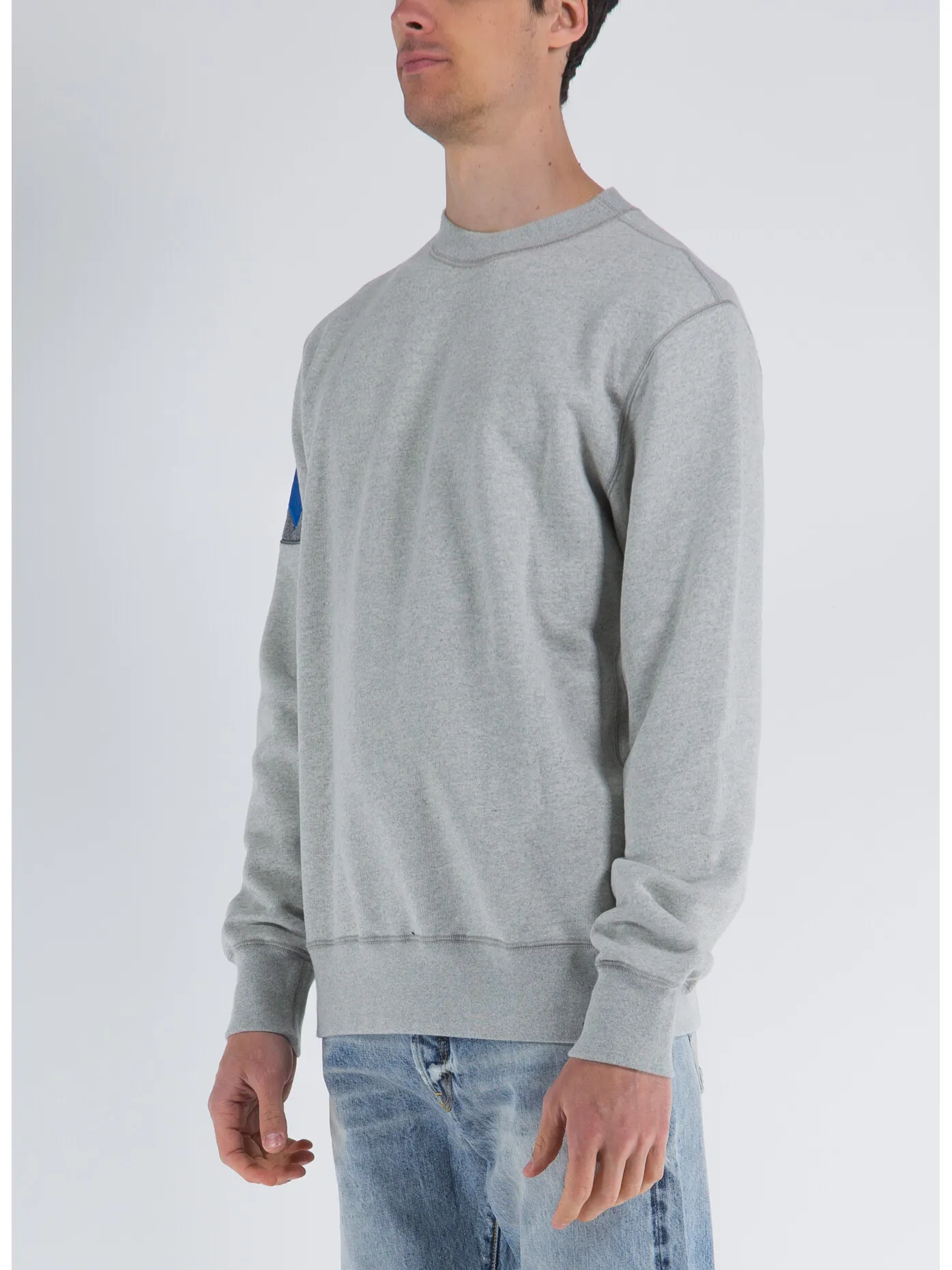     -DESMORE    -FELPA DESMORE CREWNECK-