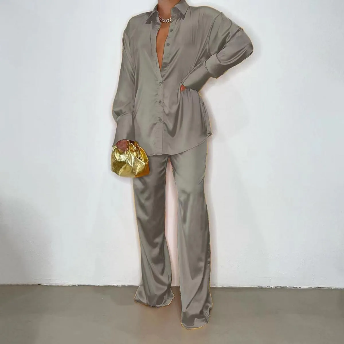 2022 Set coordinati da donna eleganti in raso Camicia a maniche lunghe casual Pantaloni dritti Abito femminile Solido allentato