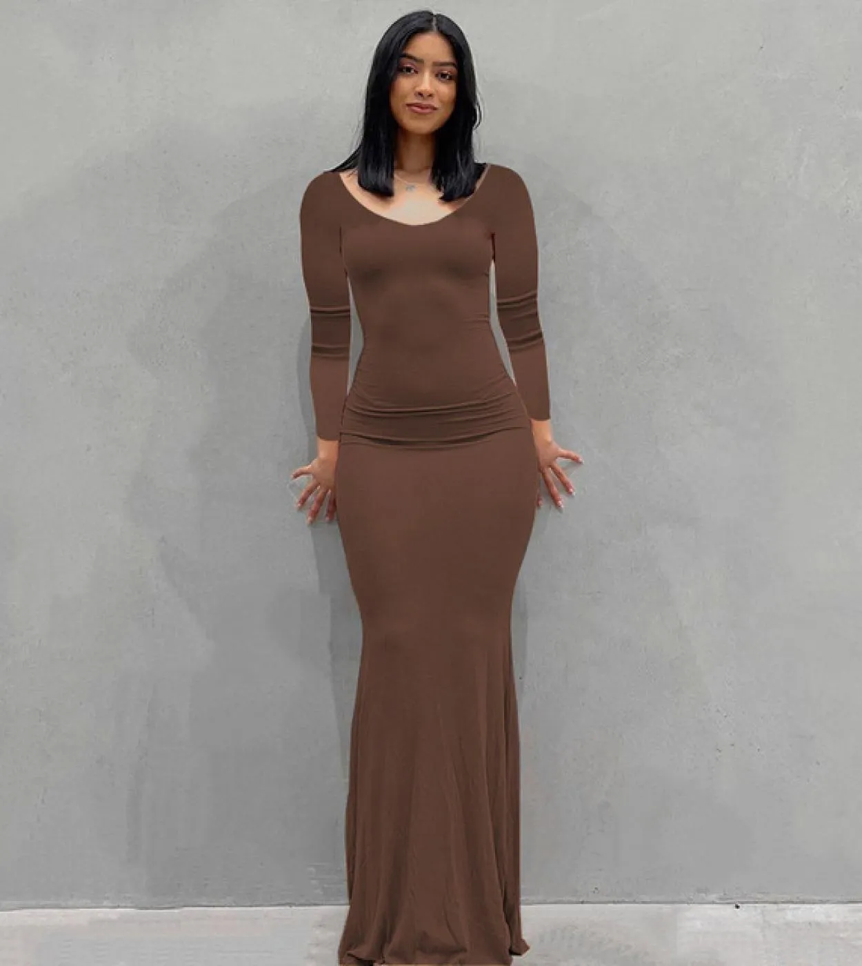 2023 New Fashion Evening Maxi Dress Backless Women Party Club Ladies Bodycon Peach Hip Abiti lunghi eleganti per donna