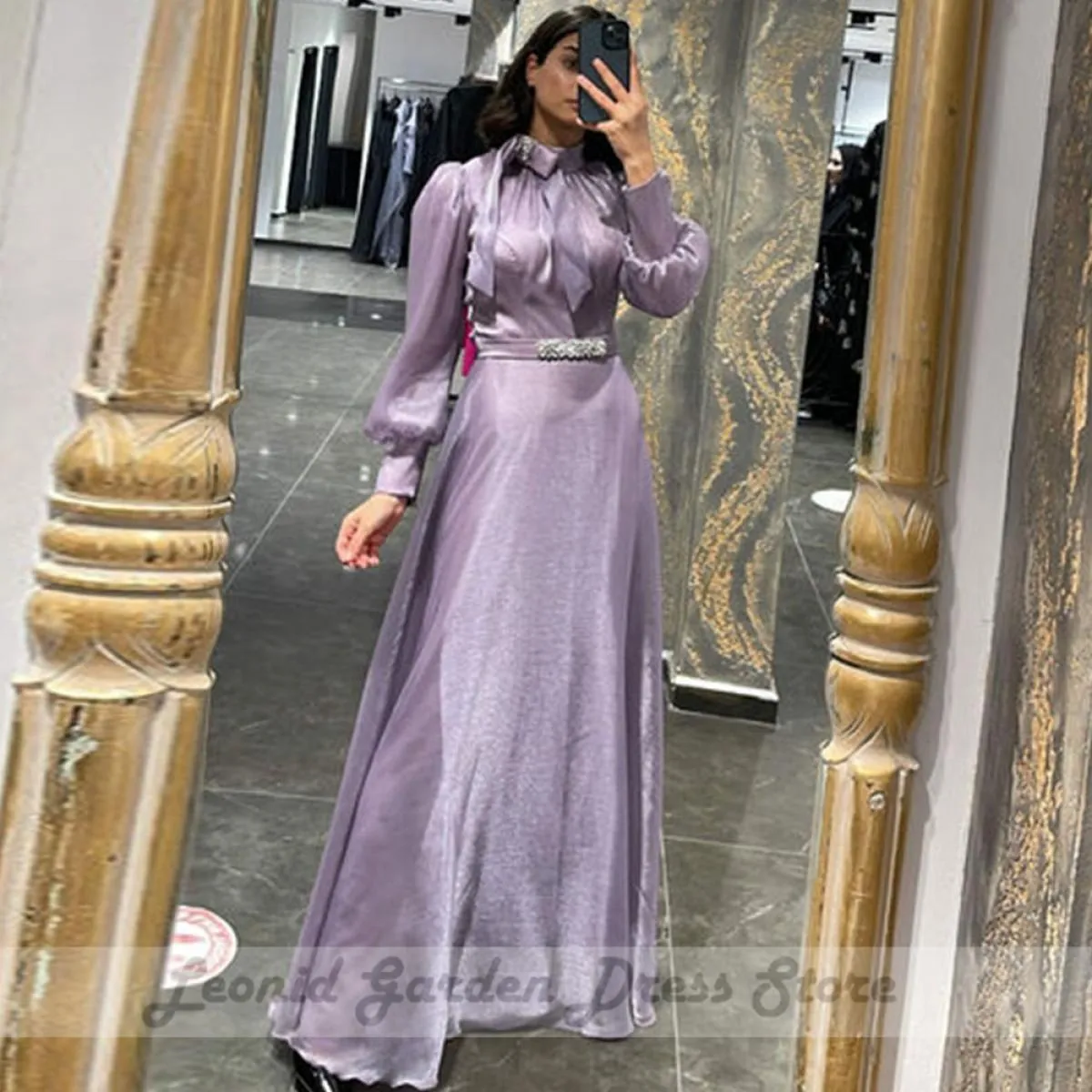 Abiti da sera eleganti viola con linea A 2023 Nuovo arrivo Abiti da cerimonia con maniche lunghe gonfie o collo bordante Custom