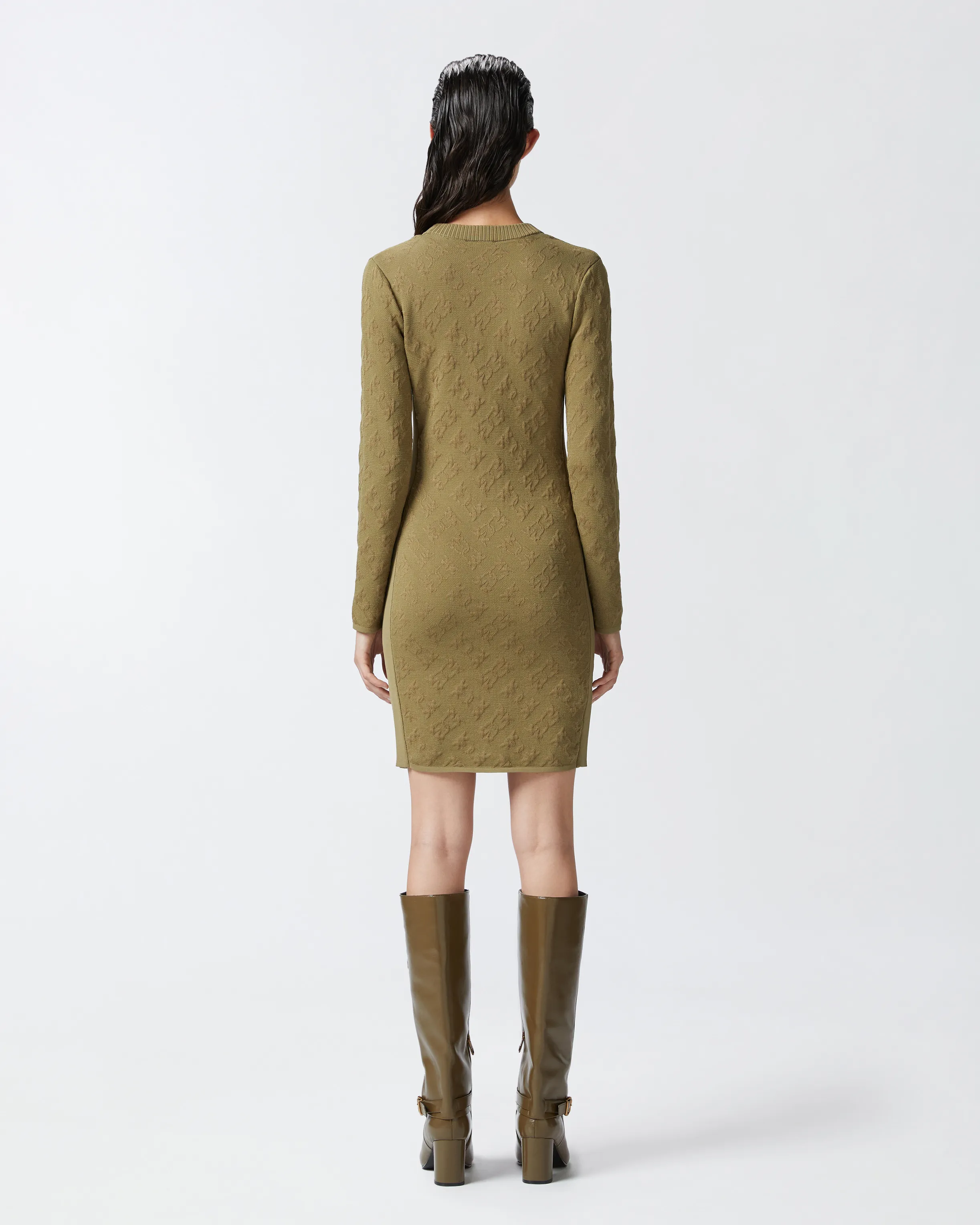  Abito cardigan in maglia jacquard logo    