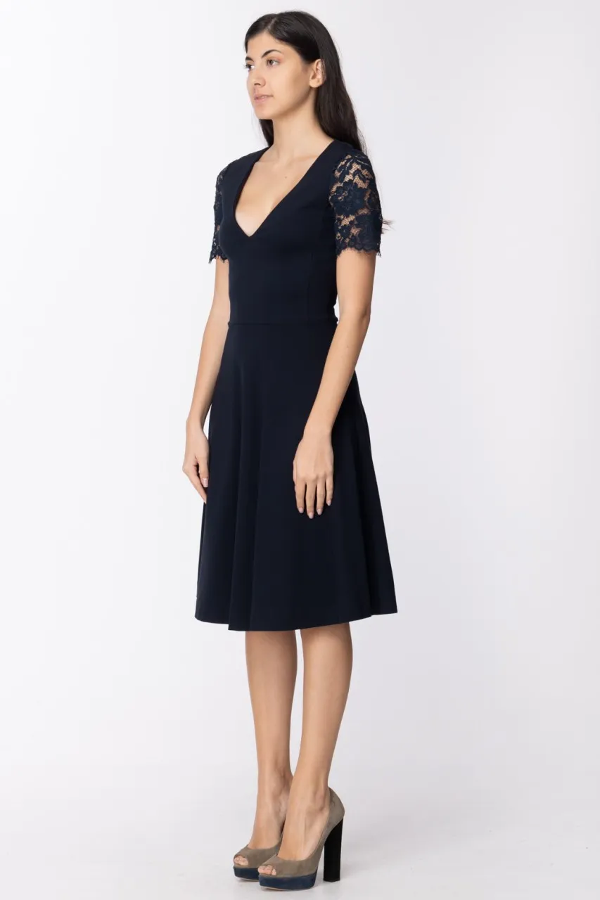 Abito con pizzo sulle spalle BLU INFINITO