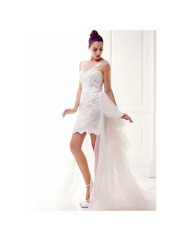 Abito da Sposa Corto in pizzo con coda di tulle lunga e bretelle in pizzo e tulle