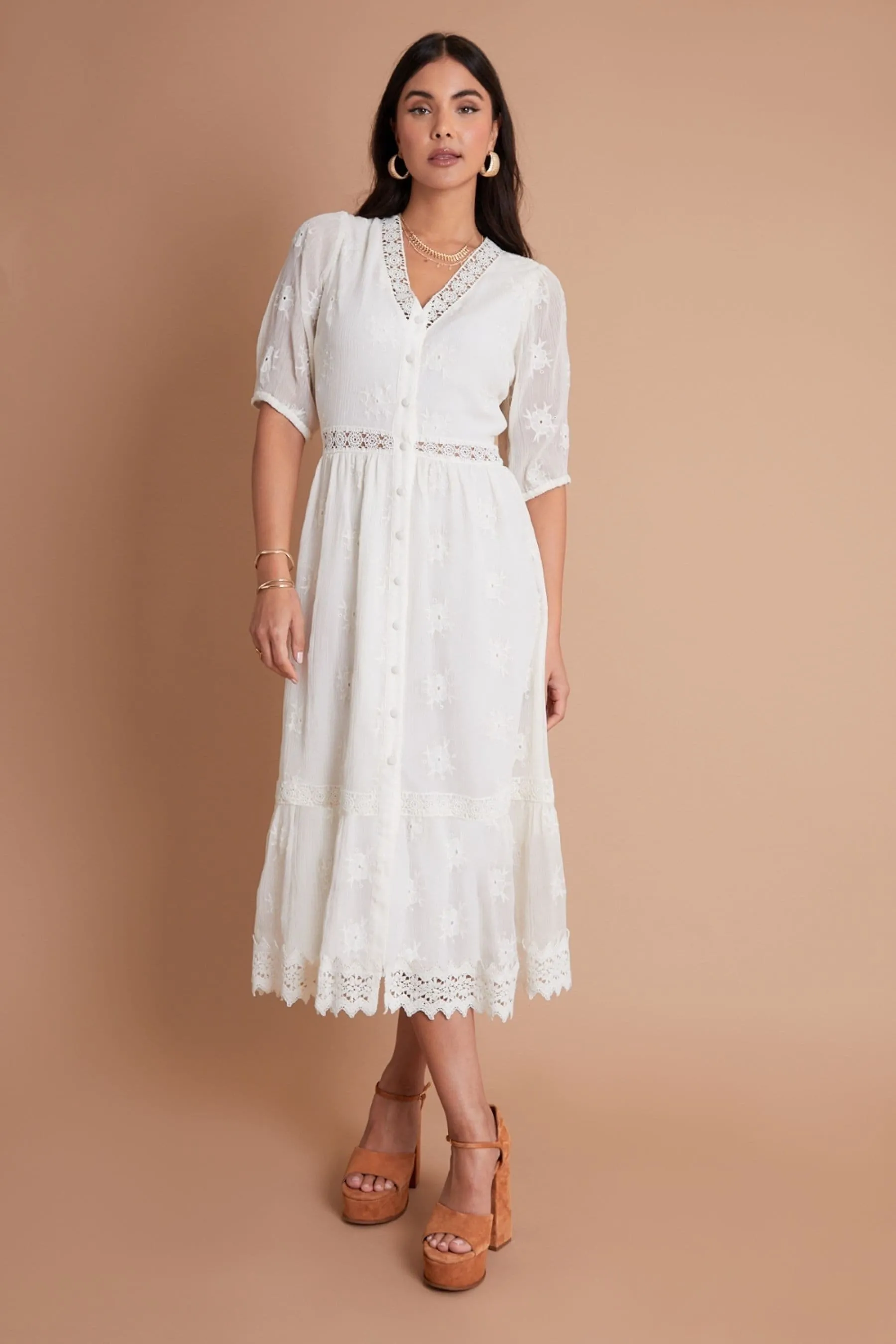 Another Sunday Cream - Abito midi in chiffon con bottoni Pizzo ricami