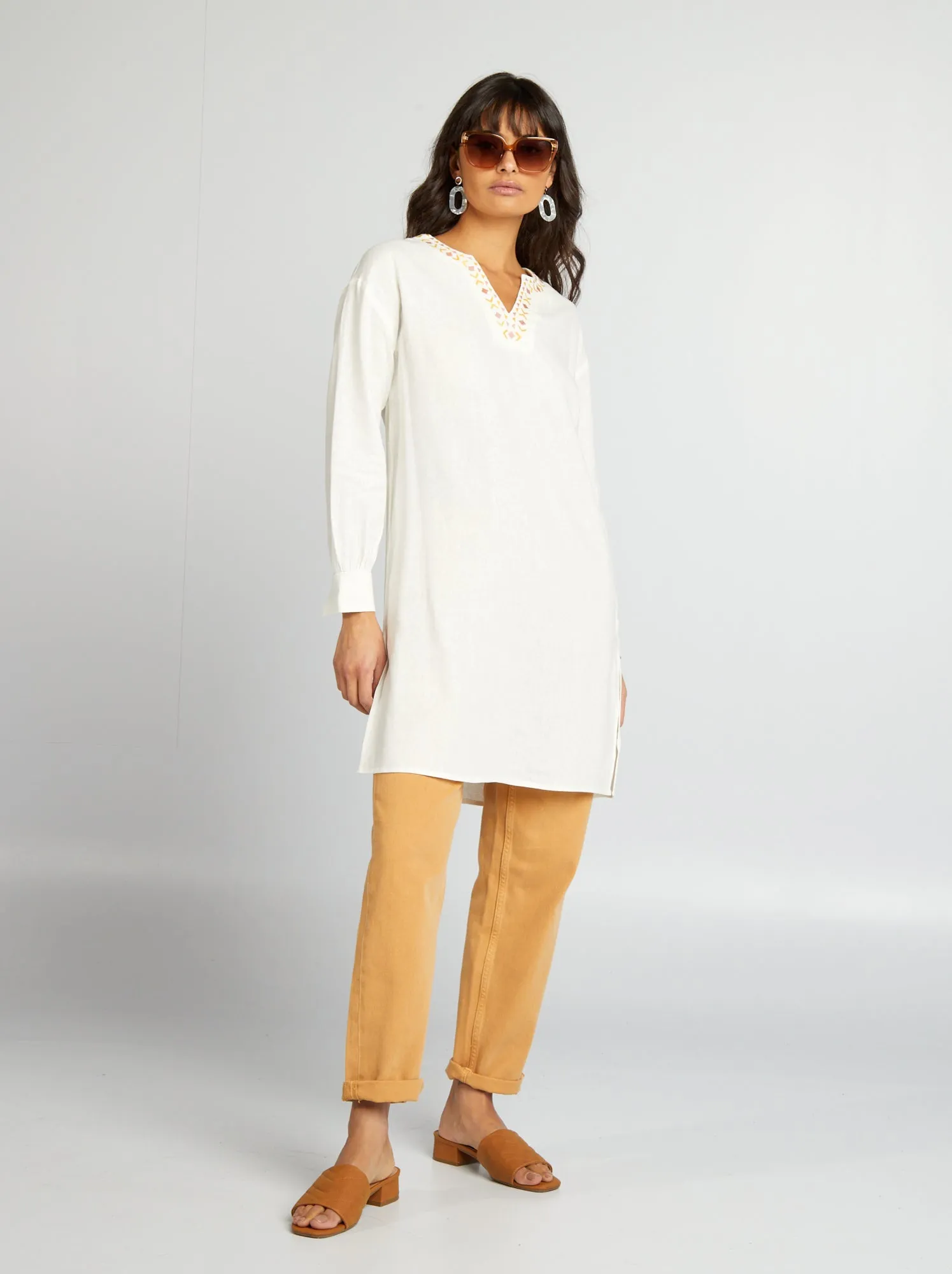 Blusa lunga in lino con collo serafino - BIANCO