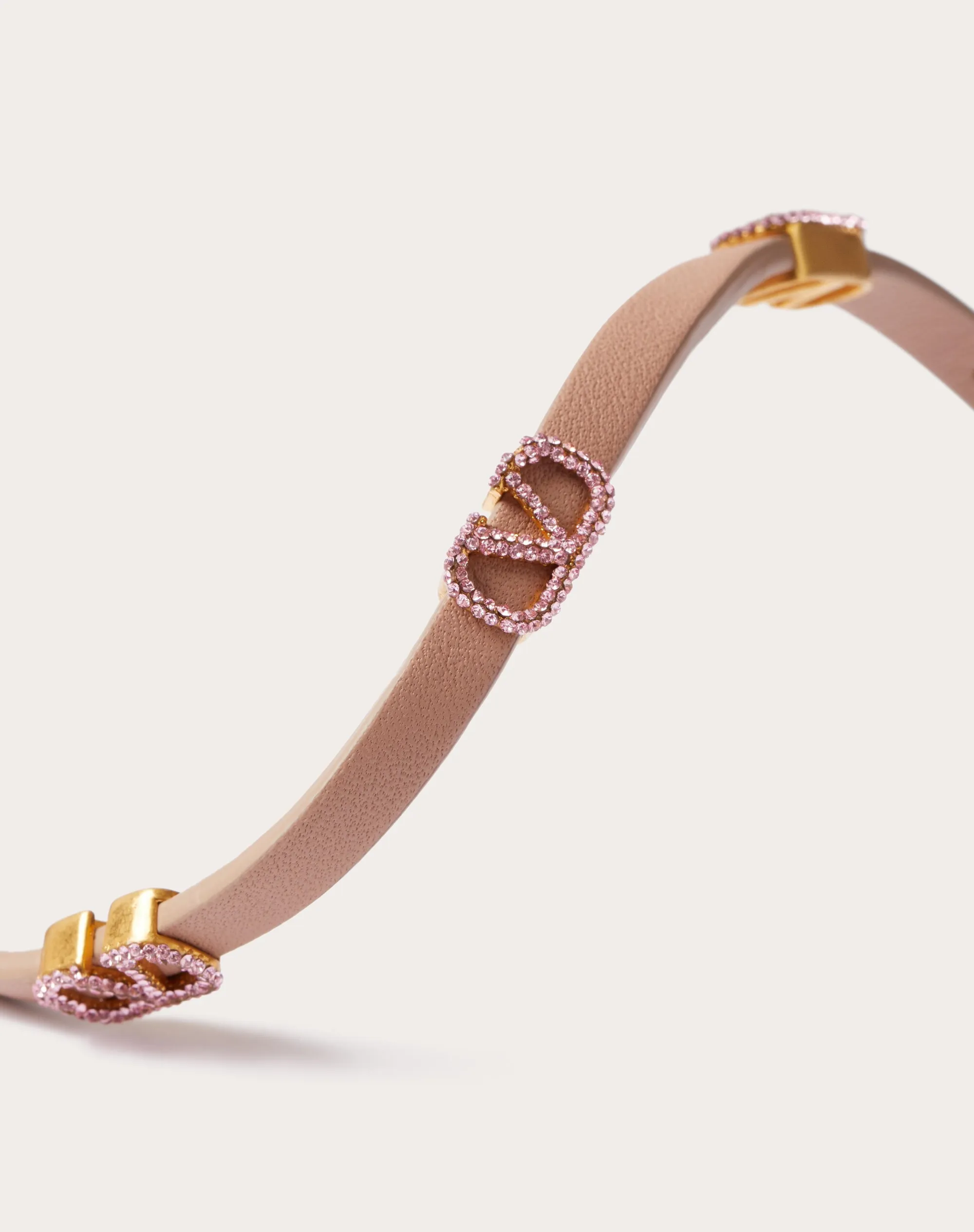 BRACCIALE VLOGO SIGNATURE VALENTINO GARAVANI IN PELLE E CRISTALLI