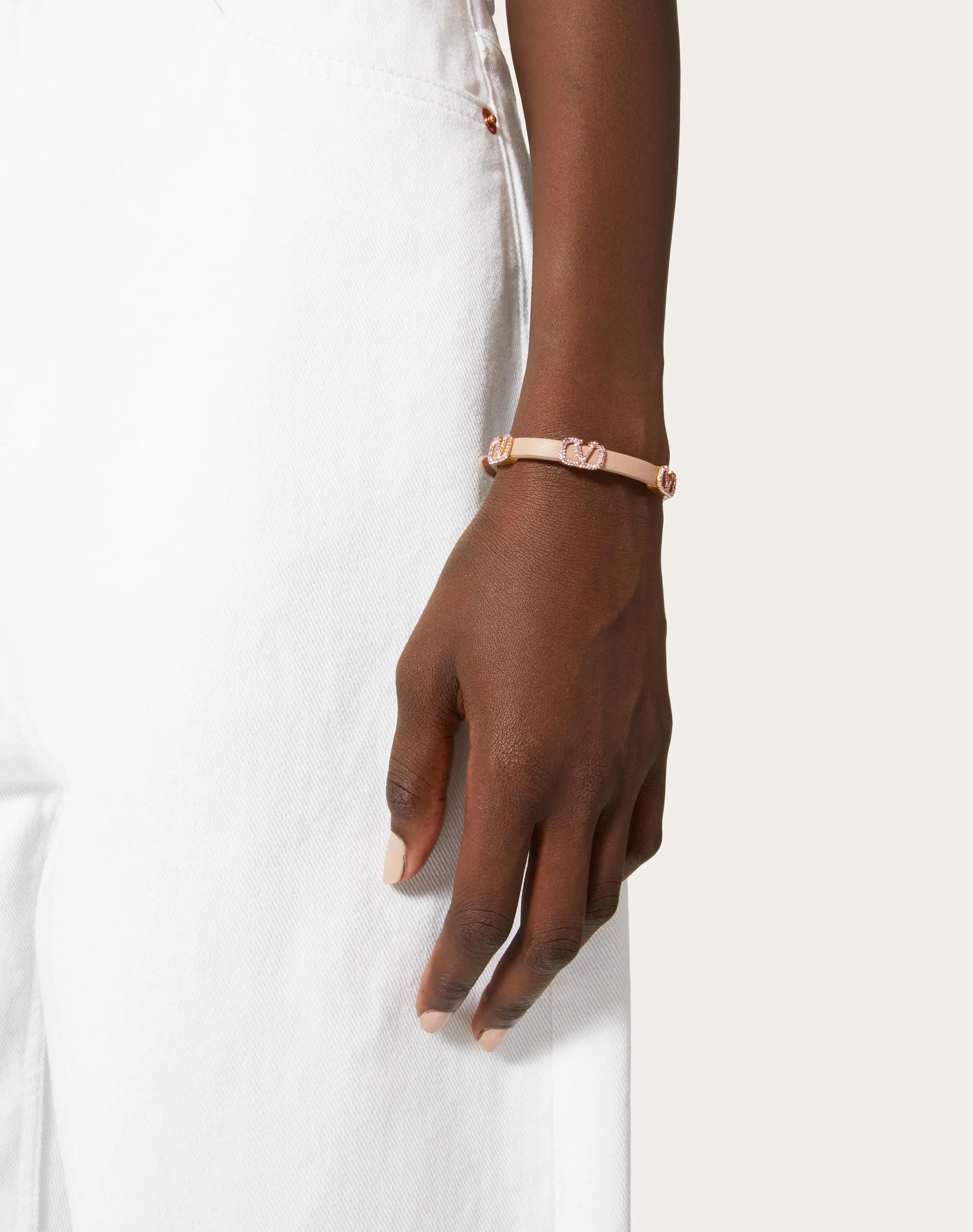 BRACCIALE VLOGO SIGNATURE VALENTINO GARAVANI IN PELLE E CRISTALLI
