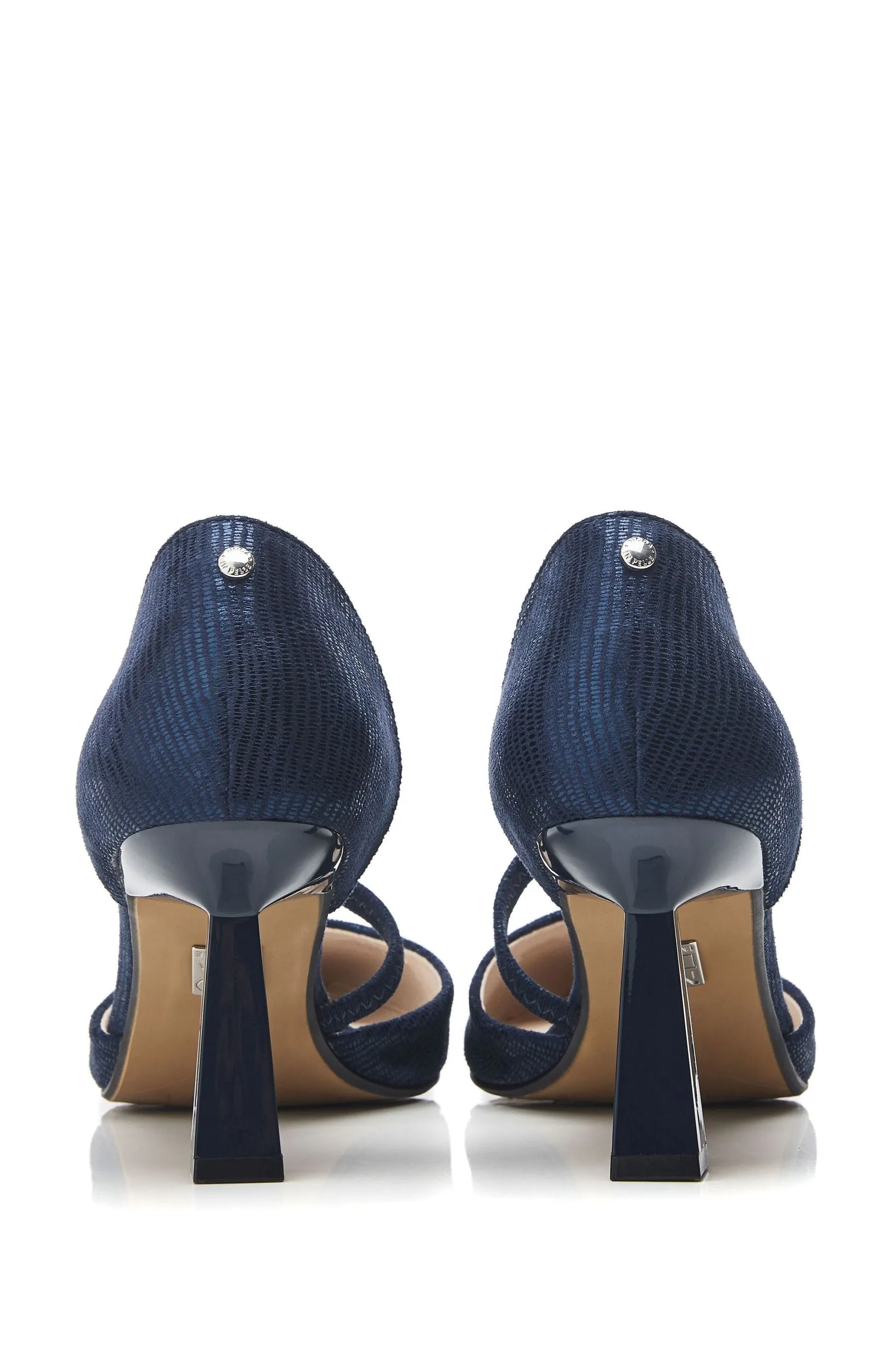 Moda in Pelle - Camariya - Scarpe a punta con tacco sul retro