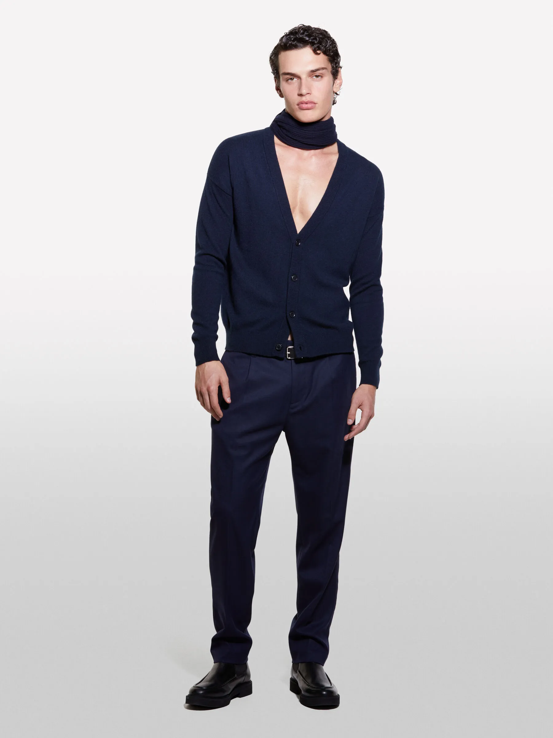 Nuovi arrivi      Cardigan regular fit blu scuro 