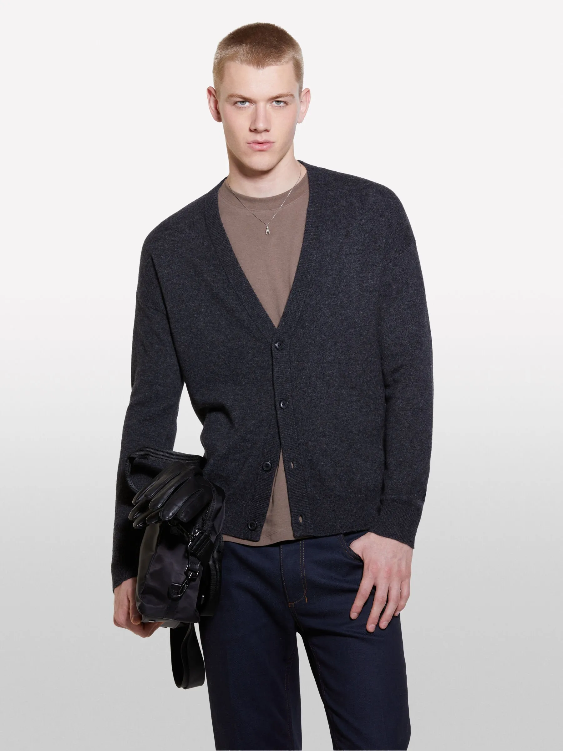 Nuovi arrivi      Cardigan regular fit grigio scuro