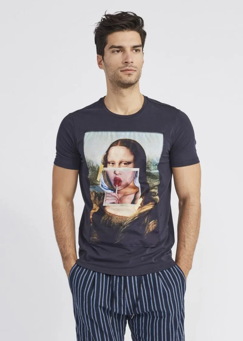 T-shirt con stampa artistica